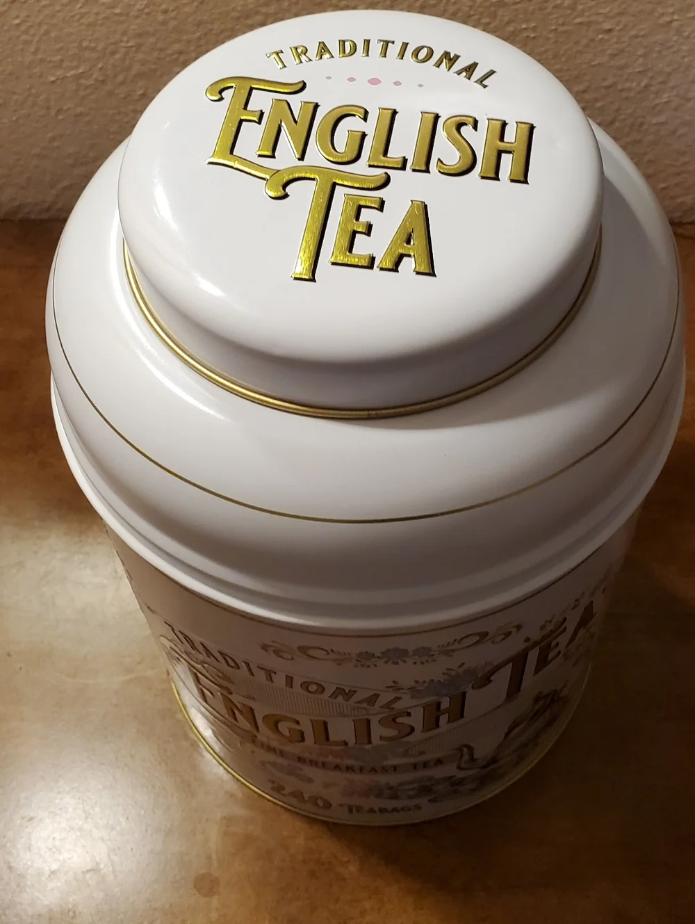 Traditional English Tea EMPTY Tin 10